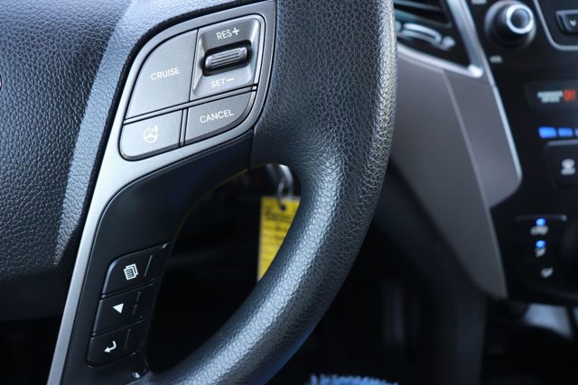 Used 2016 Hyundai Santa Fe SE FWD image 21