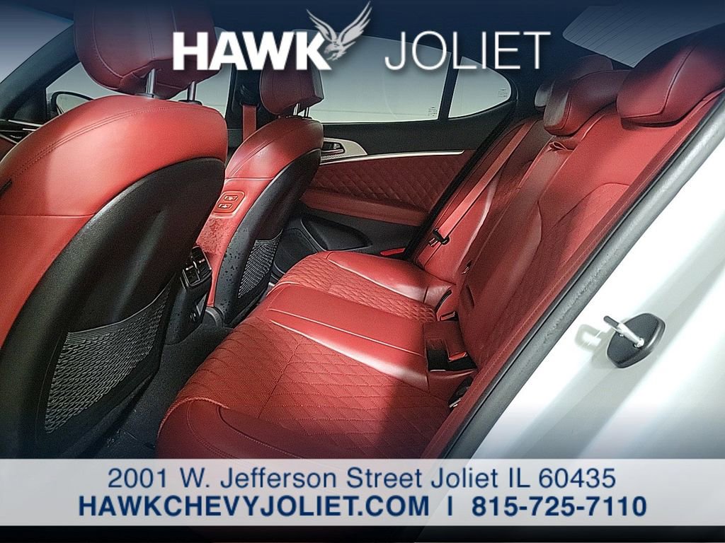 Used 2023 Genesis G70 3.3T w/ Sport Prestige Package image 15