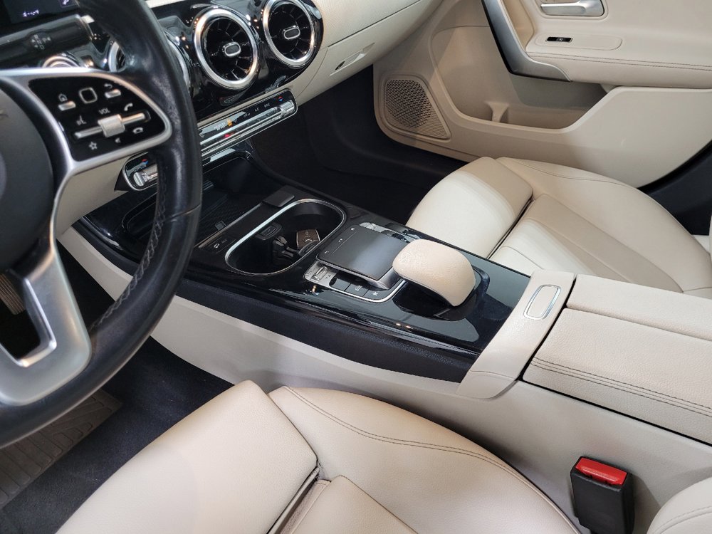 Used 2019 Mercedes-Benz A 220 4MATIC image 26