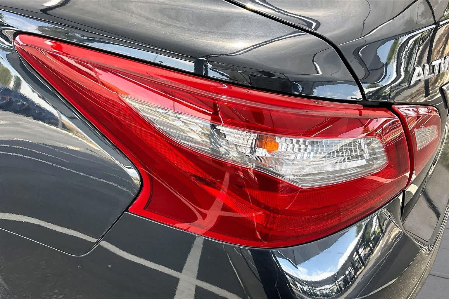 Used 2018 Nissan Altima 2.5 S w/ S Convenience Package FWD image 29