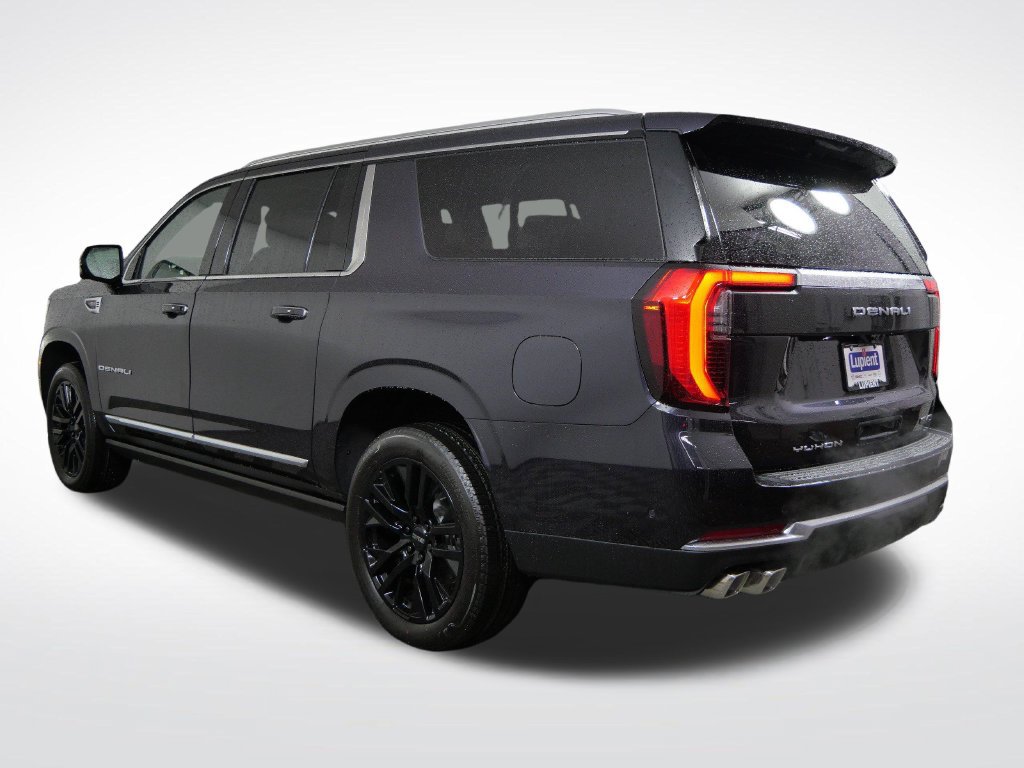 New 2026 GMC Yukon XL Denali w/ Denali Reserve Package AWD/4WD image 3