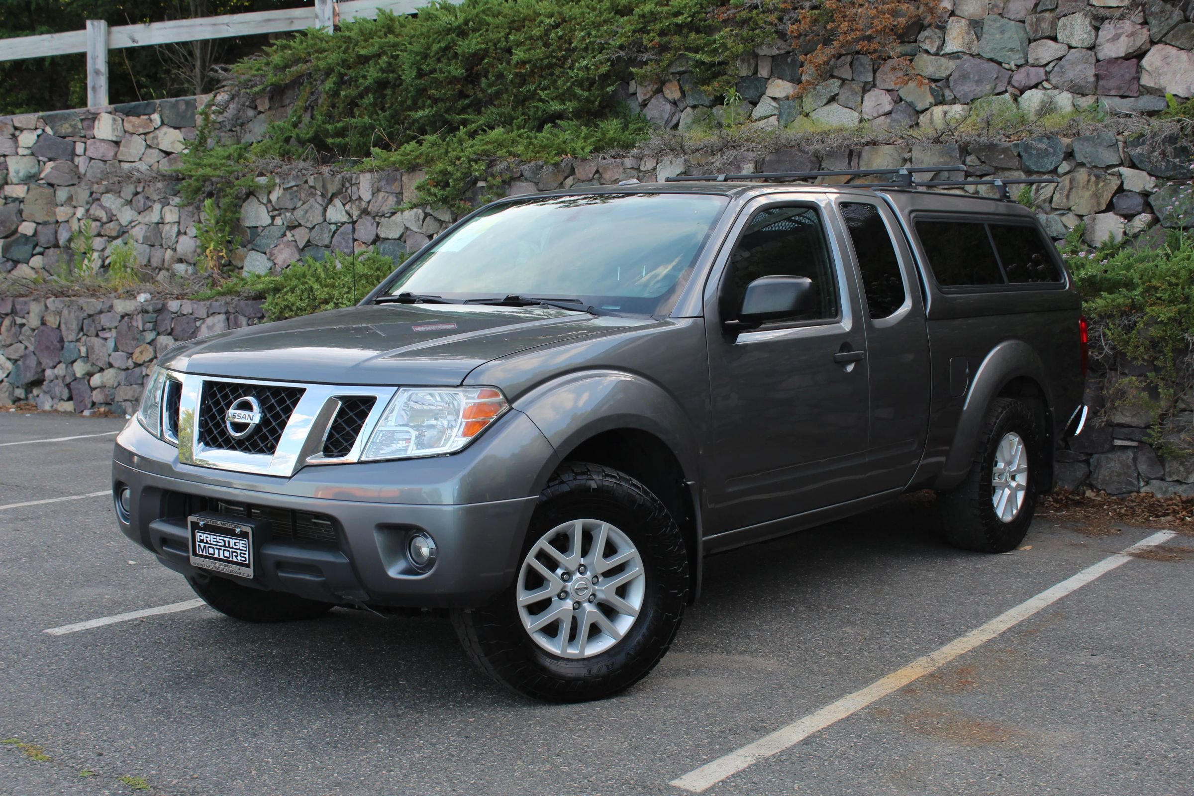Used 2017 Nissan Frontier SV w/ SV Value Truck Package AWD/4WD image 2
