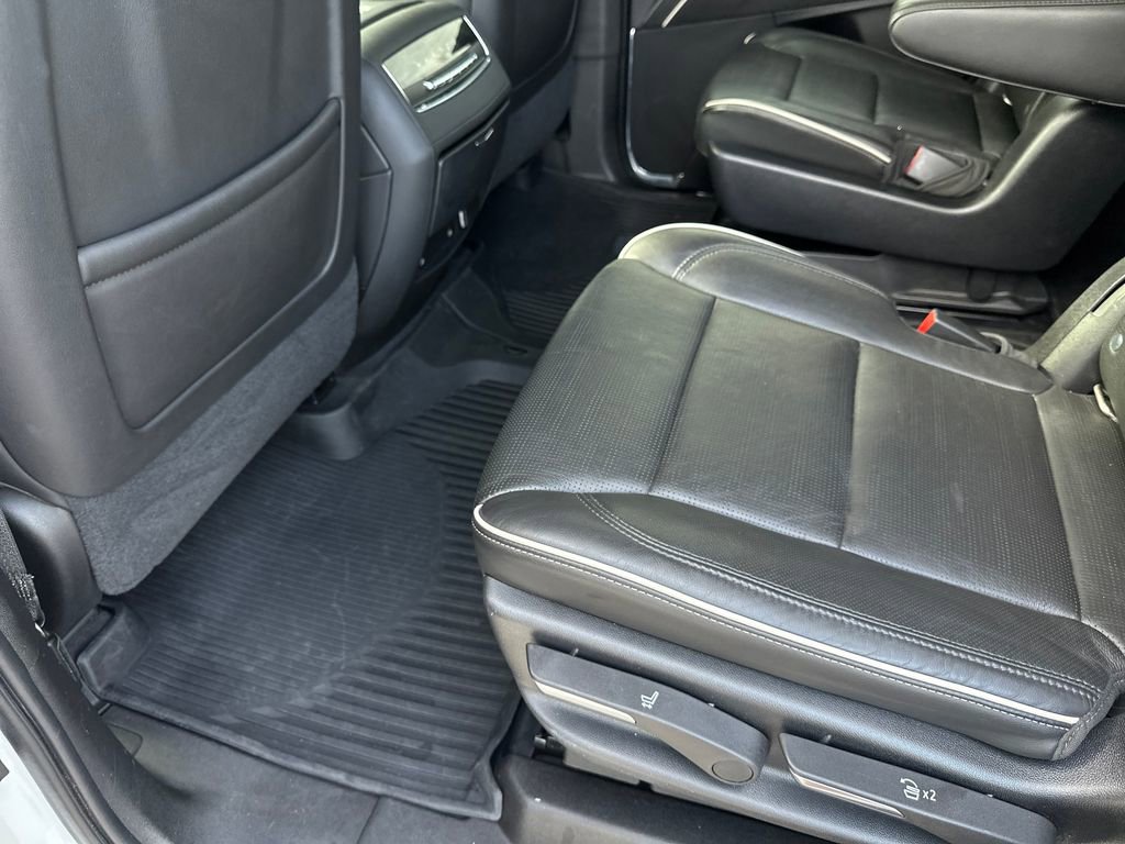 Used 2021 Cadillac Escalade Premium Luxury RWD image 33