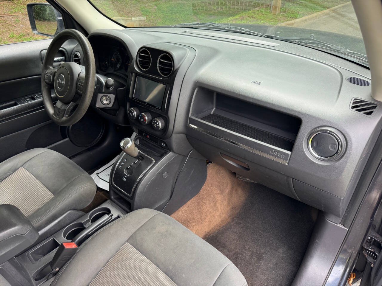 Used 2015 Jeep Patriot Sport w/ Power Value Group FWD image 9