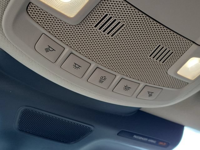 Certified 2022 Lincoln Nautilus FWD w/ Premium Package image 30