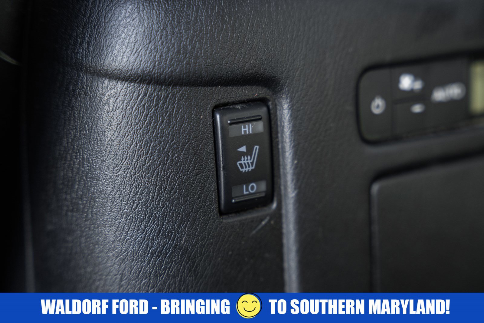 Used 2021 Nissan Armada Platinum w/ Captain's Chairs Package image 43