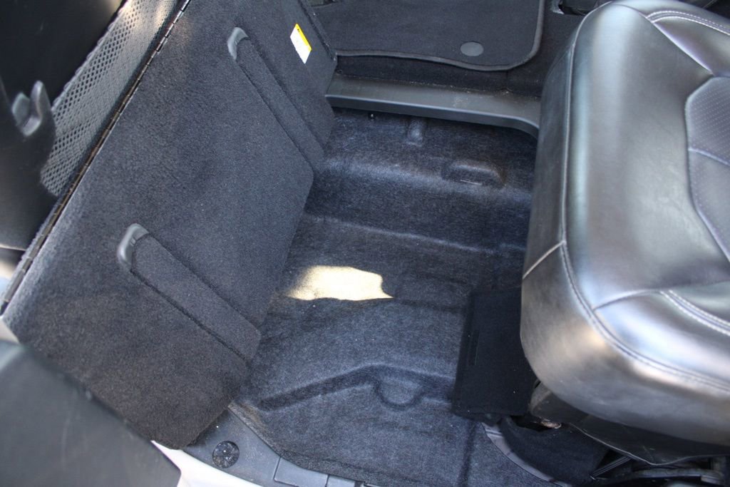 Used 2020 Chrysler Voyager Lxi image 26