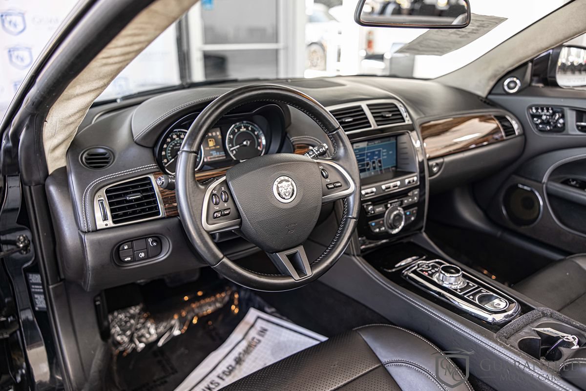 Used 2012 Jaguar XK Convertible RWD image 19
