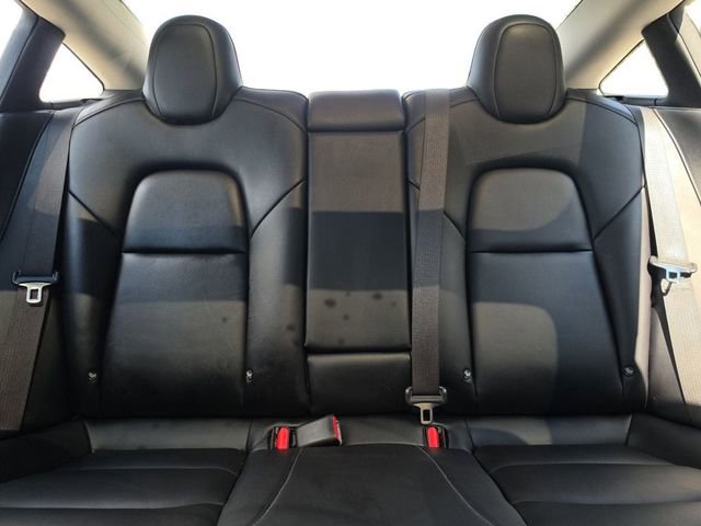 Used 2018 Tesla Model 3 Long Range RWD image 13