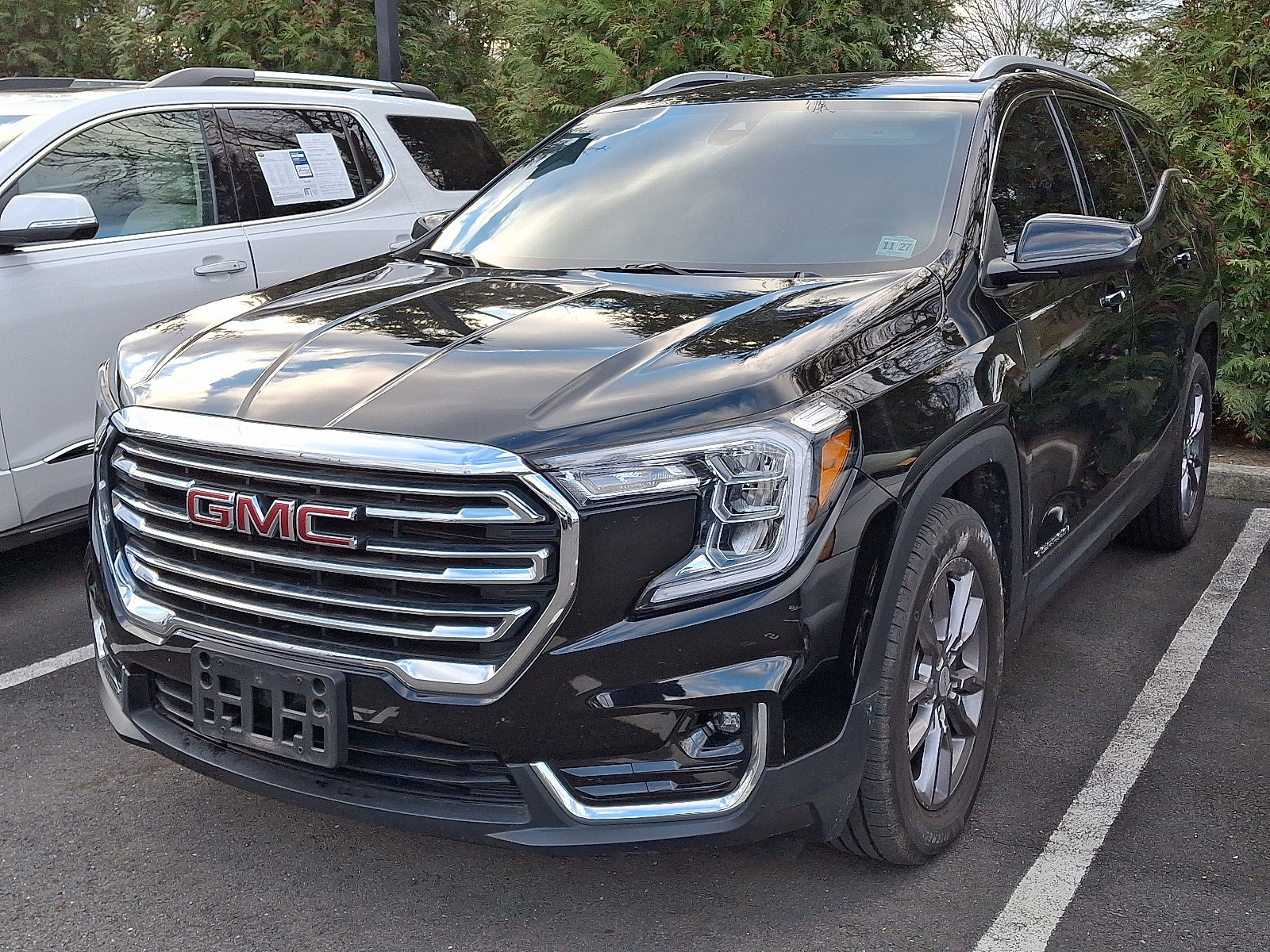 Used 2022 GMC Terrain SLT image 5