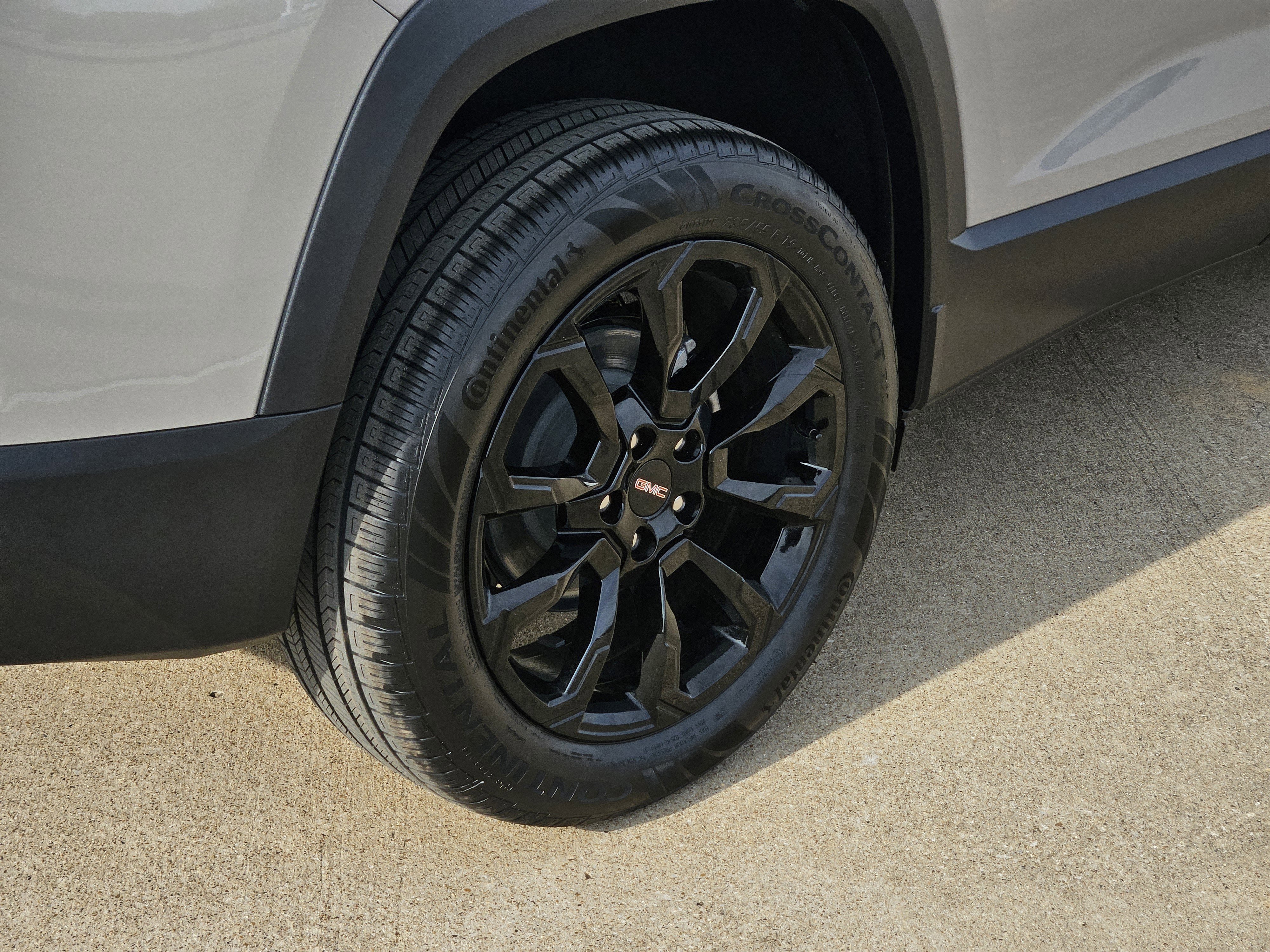New 2026 GMC Terrain Elevation w/ Black Edition FWD image 9