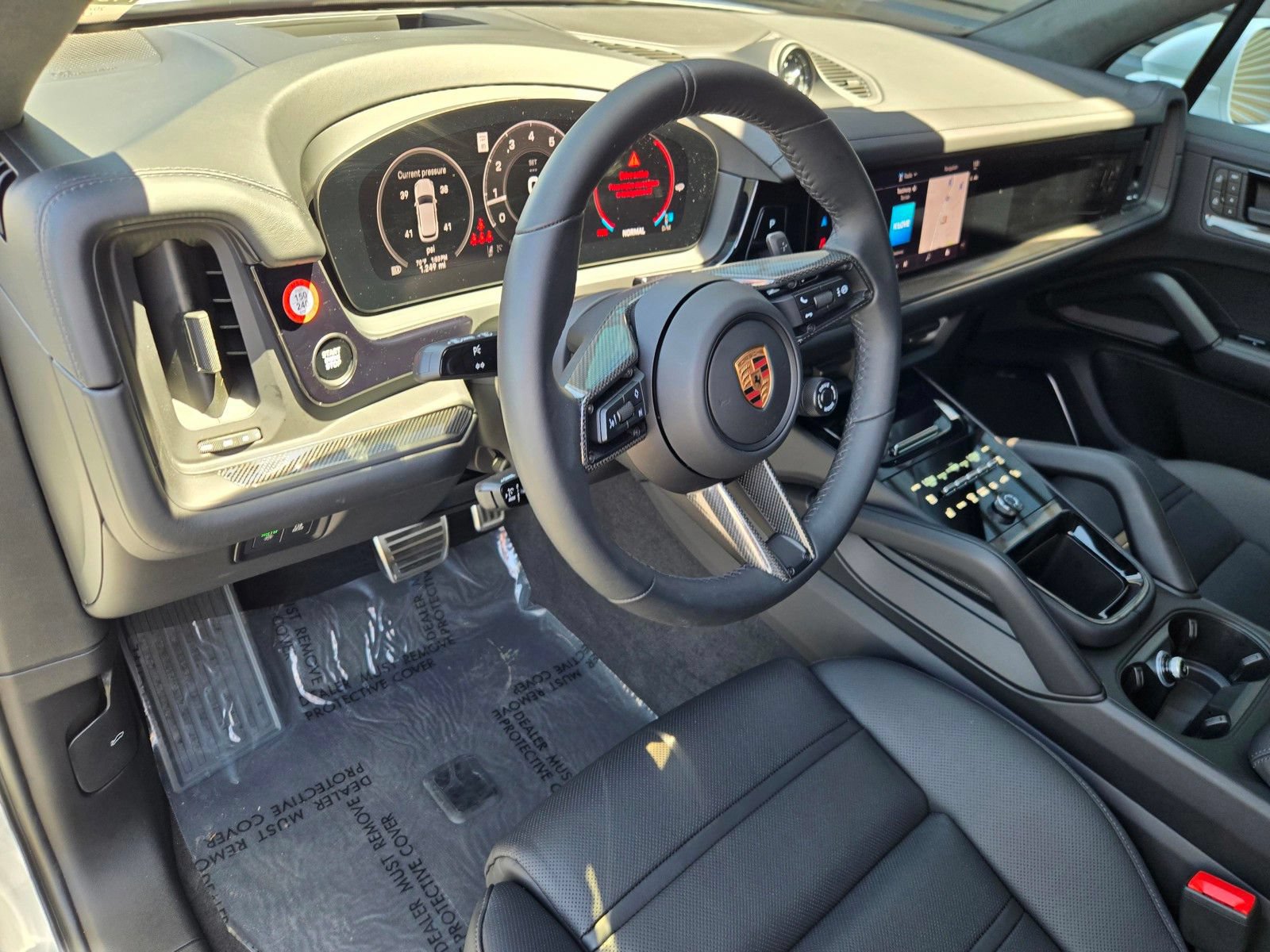 Certified 2026 Porsche Cayenne GTS AWD/4WD image 4