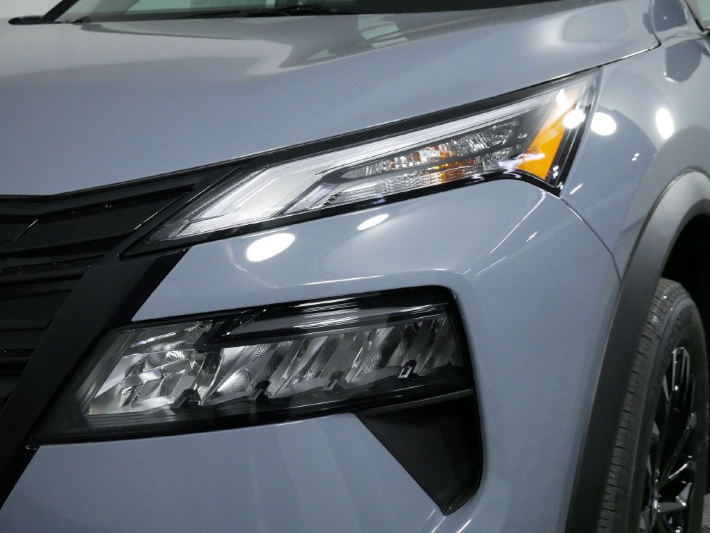 New 2026 Nissan Rogue Dark Armor AWD/4WD image 12