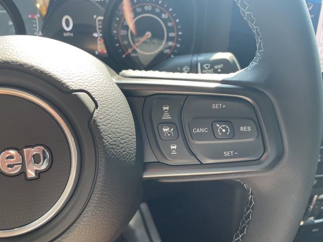 New 2025 Jeep Gladiator Sport image 13