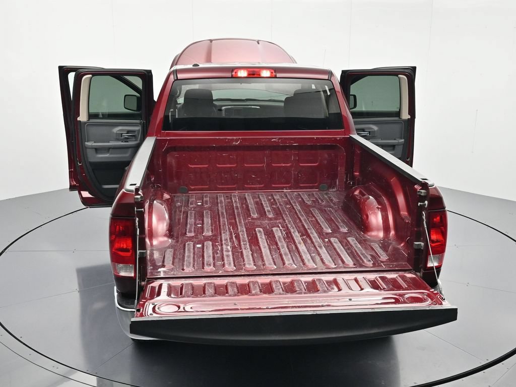 Used 2024 RAM 1500 Classic SLT AWD/4WD image 44