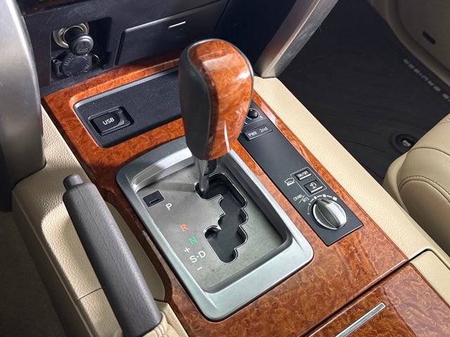 Used 2013 Toyota Land Cruiser image 41