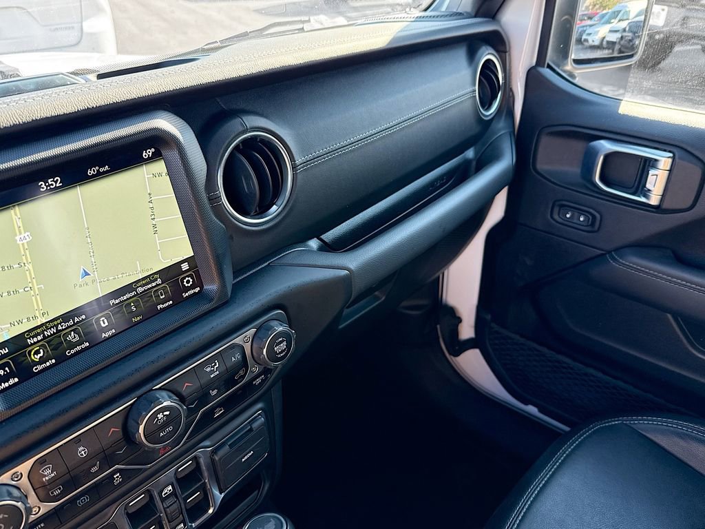 Used 2023 Jeep Wrangler Unlimited Sahara w/ Cold Weather Group image 24