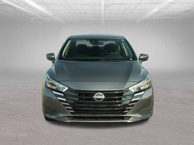 Used 2025 Nissan Versa SV FWD video 2