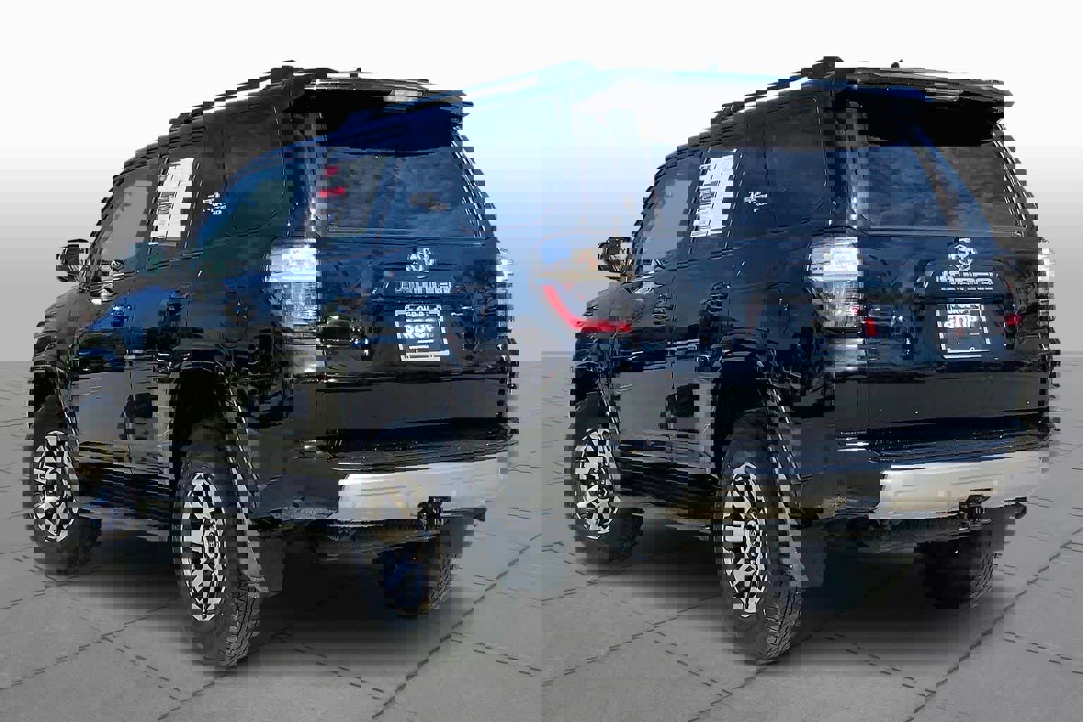 Used 2024 Toyota 4Runner TRD Off-Road image 12