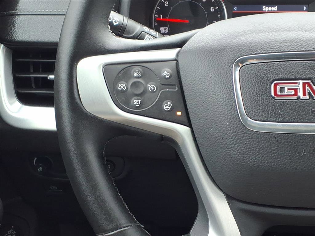 Used 2024 GMC Terrain SLT image 17