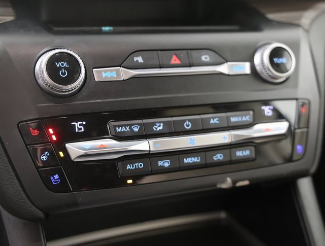 Used 2020 Ford Explorer Limited image 4