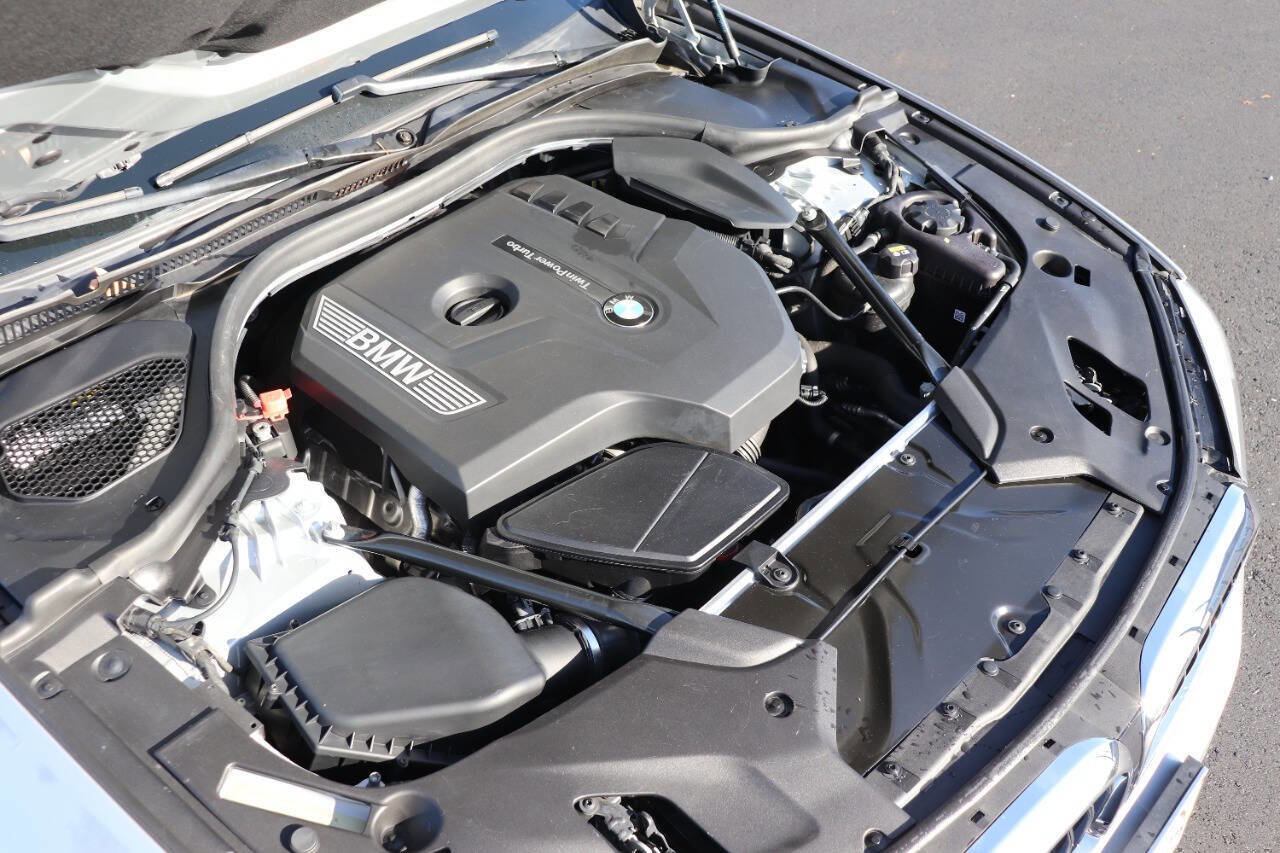 Used 2017 BMW 530i RWD image 13