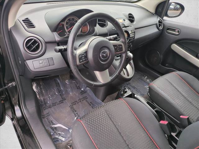 Used 2011 MAZDA MAZDA2 Touring FWD image 10