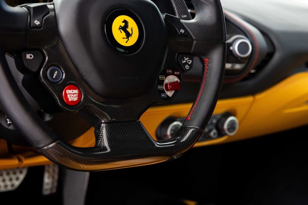 Used 2017 Ferrari 488 GTB RWD image 49