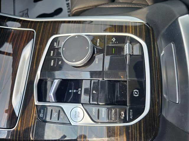Used 2024 BMW X5 xDrive50e AWD/4WD image 22
