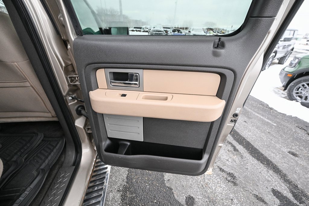 Used 2011 Ford F150 XLT w/ XLT Convenience Pkg image 28