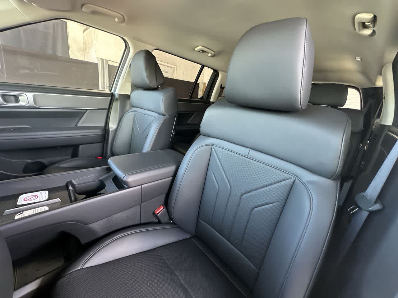 New 2027 Hyundai Santa Fe SEL FWD image 14