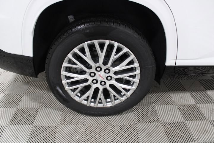 New 2026 GMC Acadia Denali w/ LPO, Floor Liner Package image 43