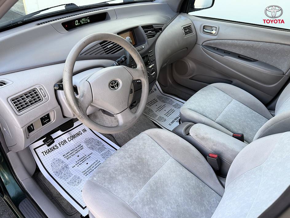 Used 2002 Toyota Prius FWD image 13
