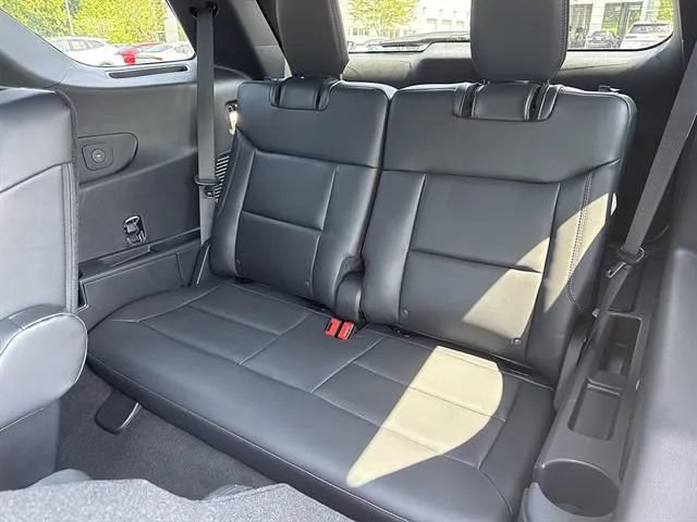 Used 2025 Ford Explorer ST w/ Sun And Sound Package AWD/4WD image 17