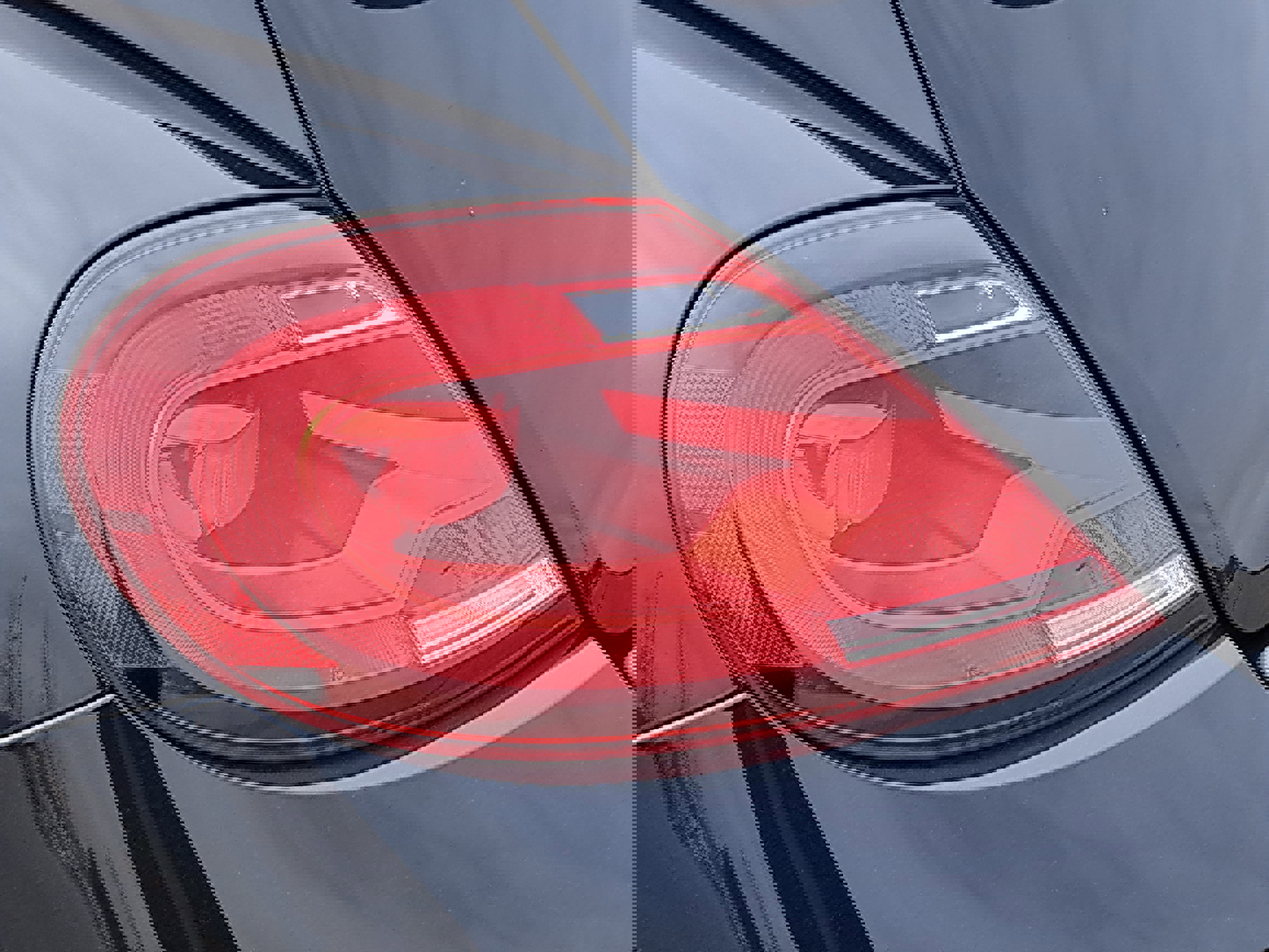 Used 2018 Volkswagen Beetle 2.0T S image 30