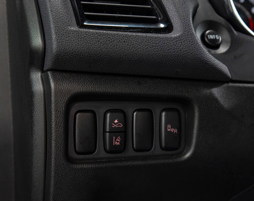 Used 2024 Mitsubishi Outlander Sport SE image 16