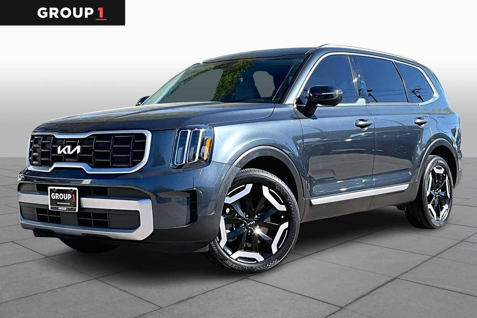 Used 2024 Kia Telluride S image 1