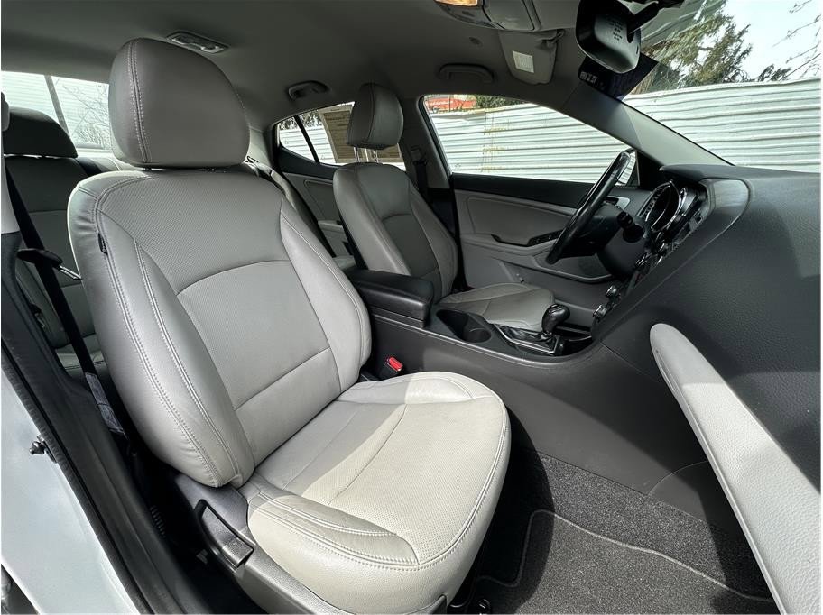 Used 2013 Kia Optima EX FWD image 22