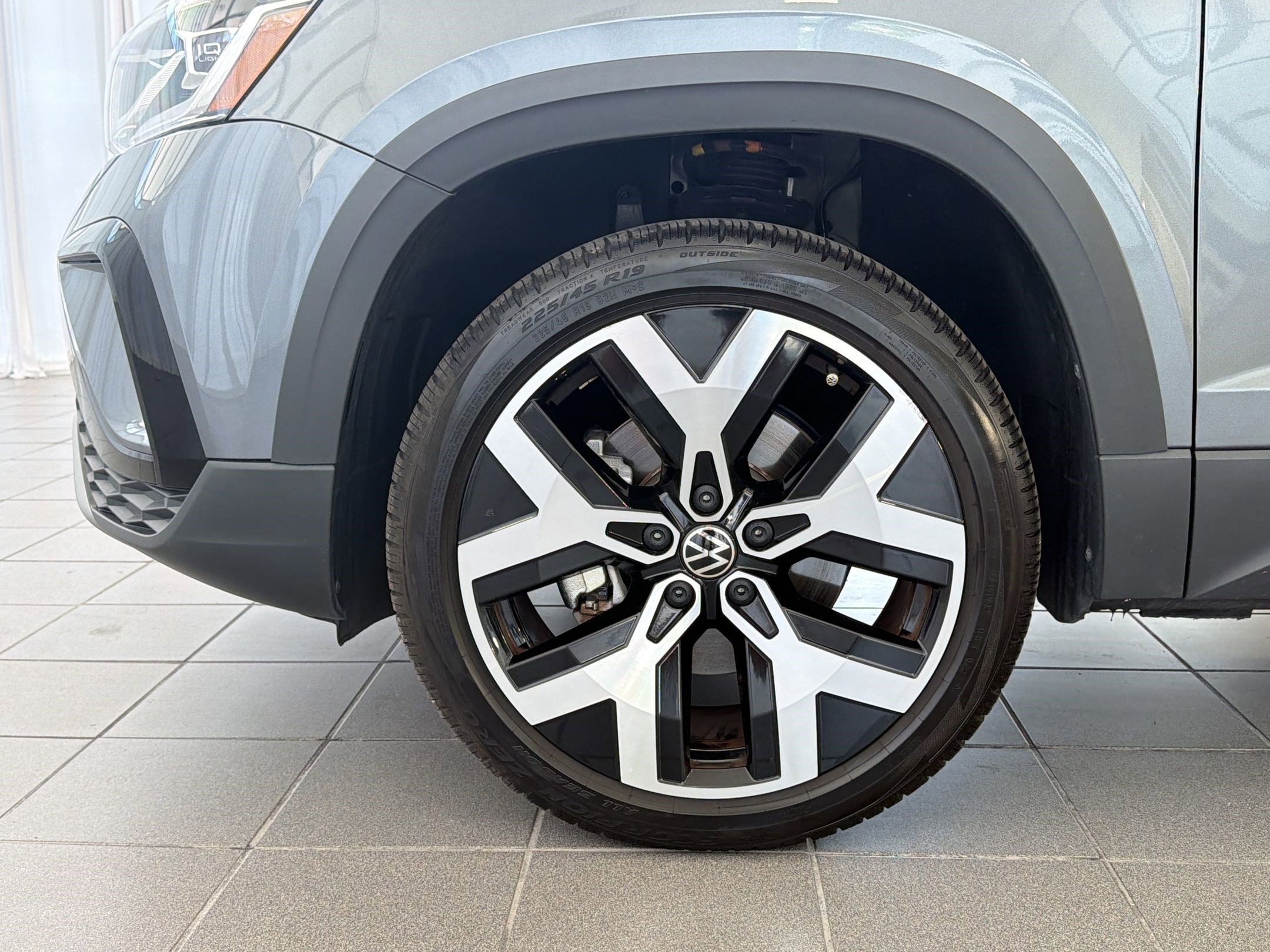 Certified 2023 Volkswagen Taos SEL AWD/4WD image 12