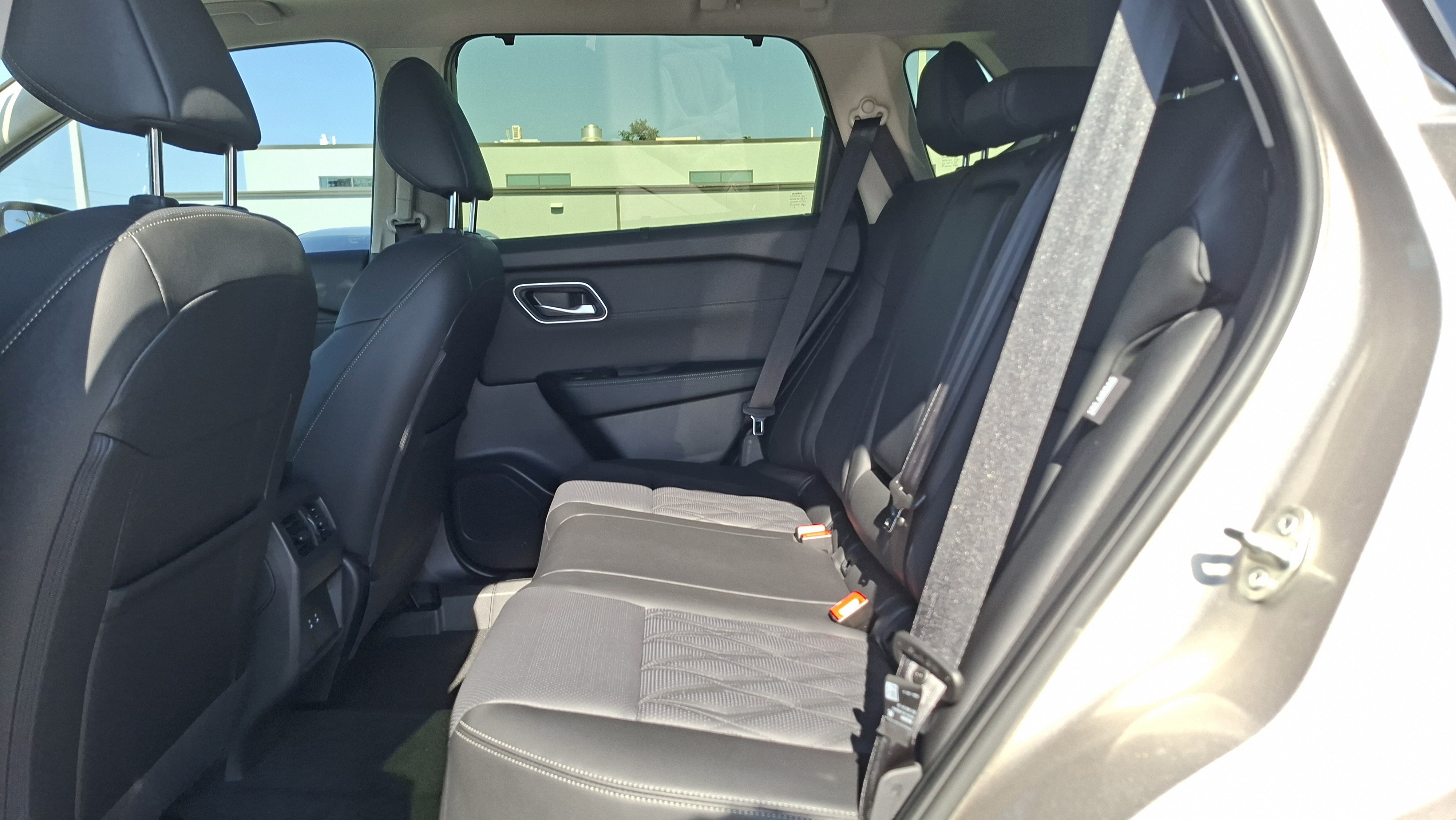 New 2026 Nissan Rogue Platinum AWD/4WD image 15
