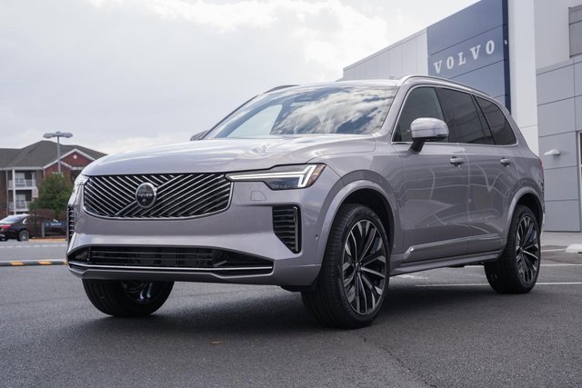 New 2026 Volvo XC90 B6 Plus w/ Protection Package Premier image 3