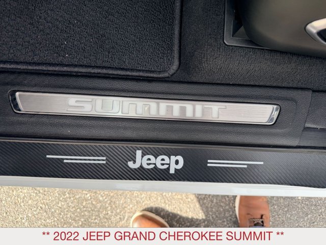 Certified 2022 Jeep Grand Cherokee Summit w/ Adv Protech Group IV AWD/4WD image 14