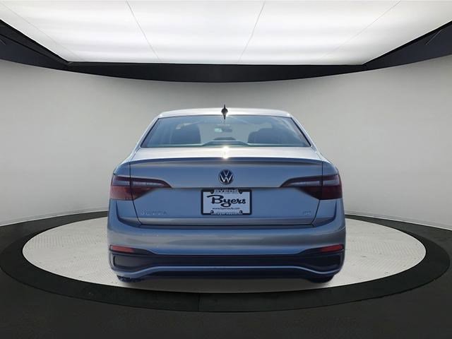 Used 2024 Volkswagen Jetta SE image 6