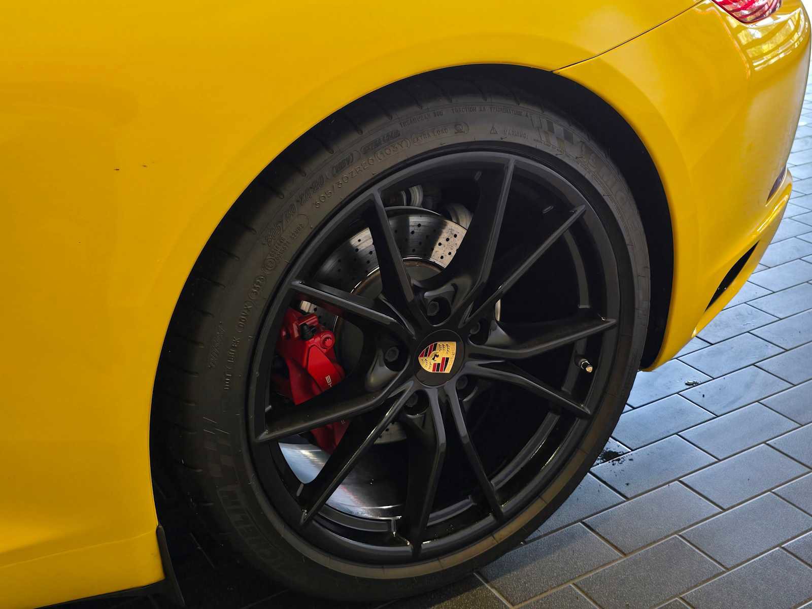 Used 2017 Porsche 911 Carrera S image 17