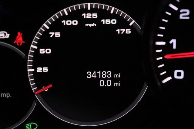 Used 2022 Porsche Cayenne Platinum Edition AWD/4WD image 36