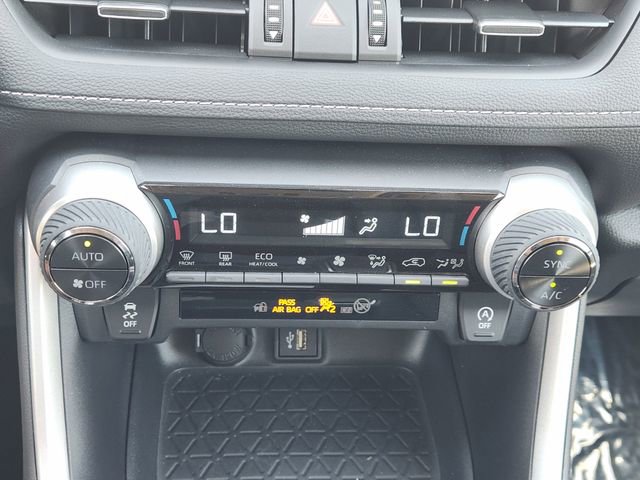 Used 2025 Toyota RAV4 XLE Premium image 14