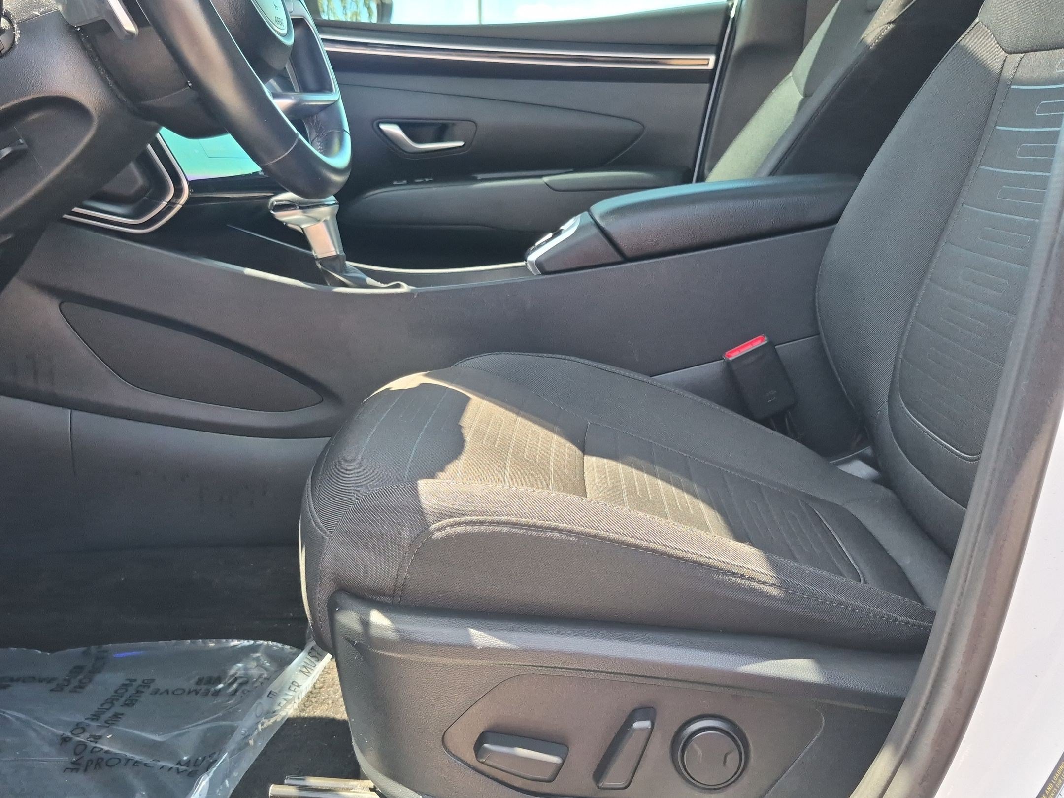 Used 2023 Hyundai Santa Cruz SEL Premium AWD/4WD image 22