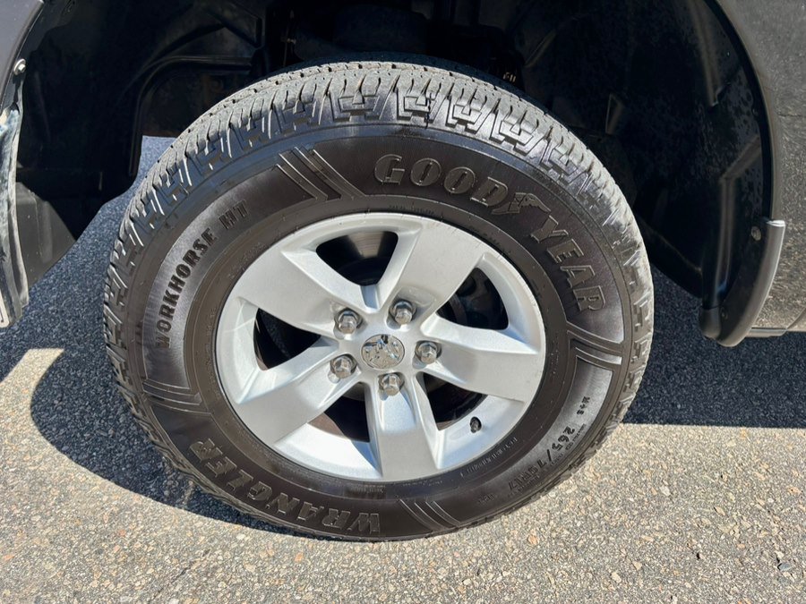Used 2015 RAM 1500 Tradesman w/ Popular Equipment Group AWD/4WD image 32