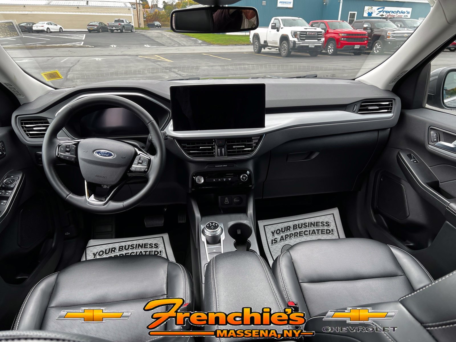 Used 2025 Ford Escape Platinum AWD/4WD image 10