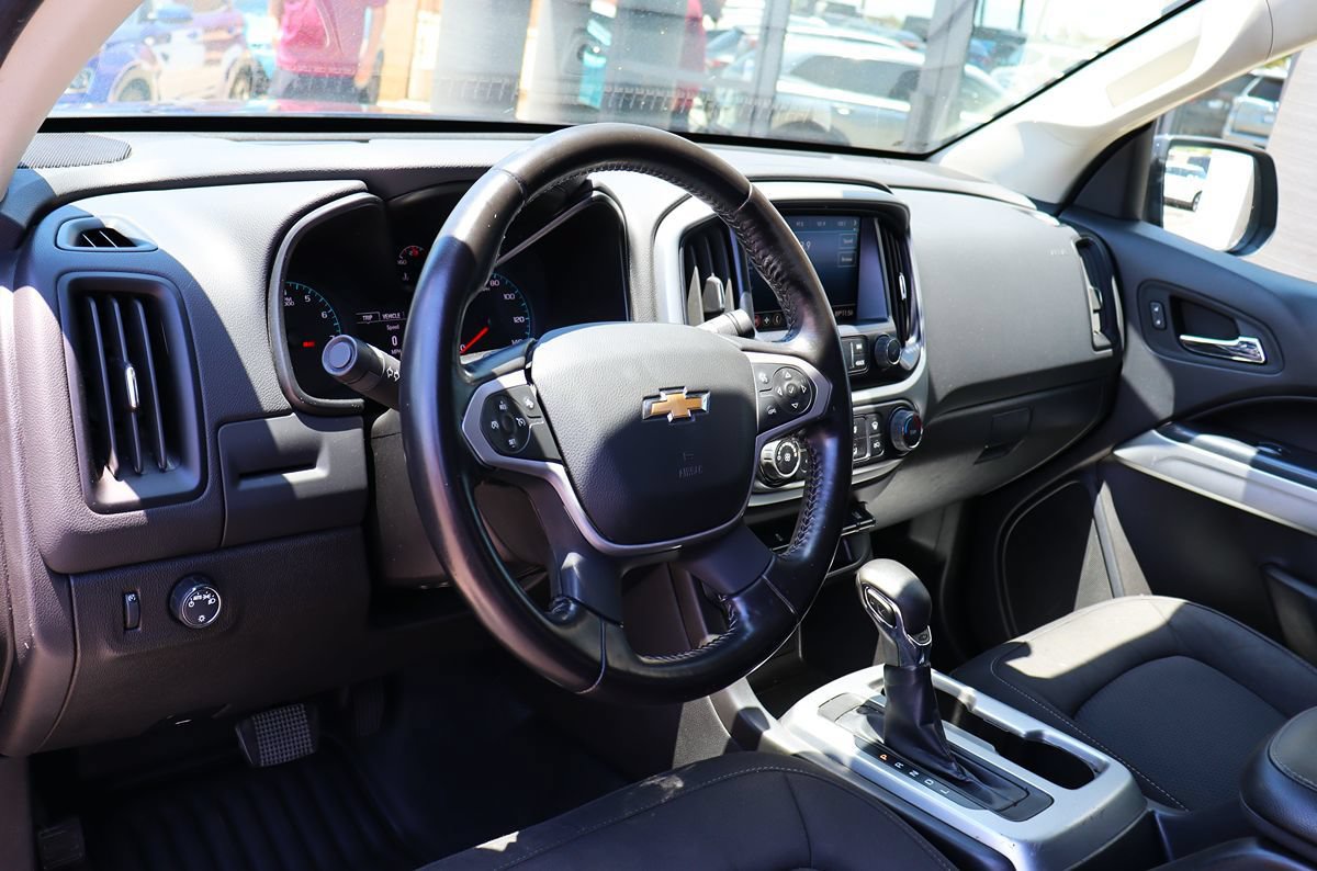 Used 2022 Chevrolet Colorado LT w/ Fleet Safety Package RWD image 32
